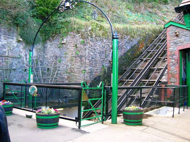 Lynmouth Cliff Railway