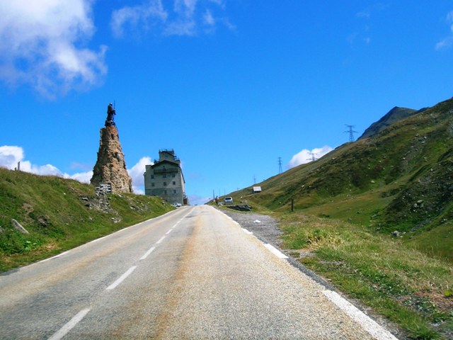 St Bernard statue - petit St Bernard Pass