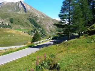 S26 descent from the Petit St Bernard pass