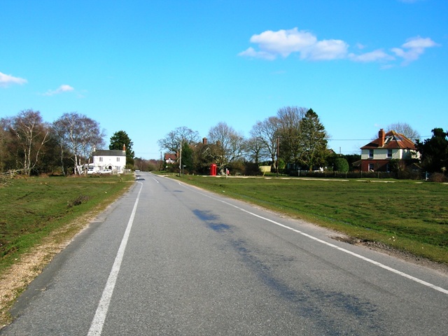 Brockenhurst New Forest South Weirs